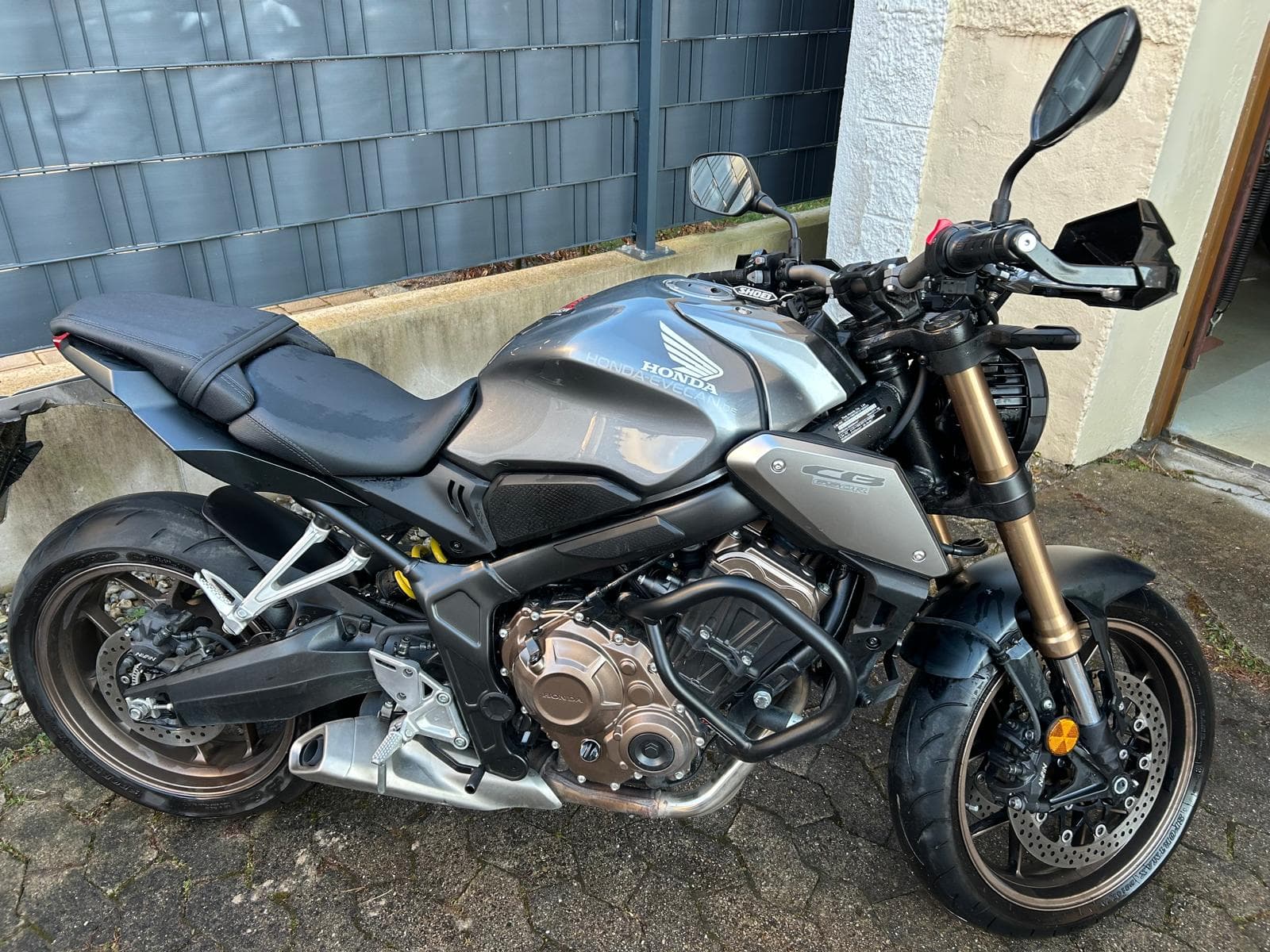 Honda CB 650 R